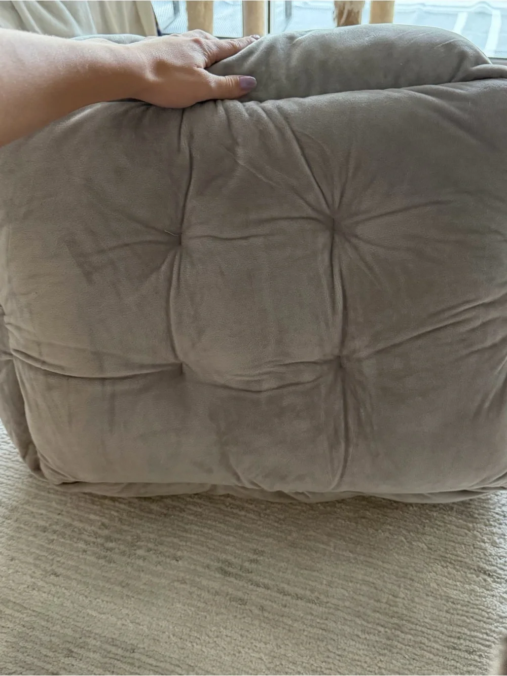 gray dog/cat bed with ribbed texture